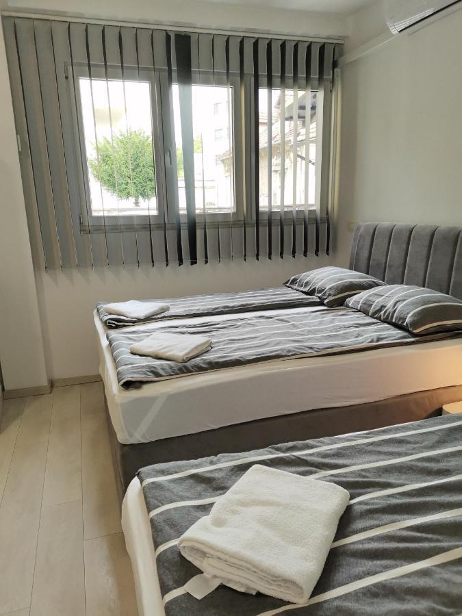 Apartments Petrova170 자그레브 외부 사진