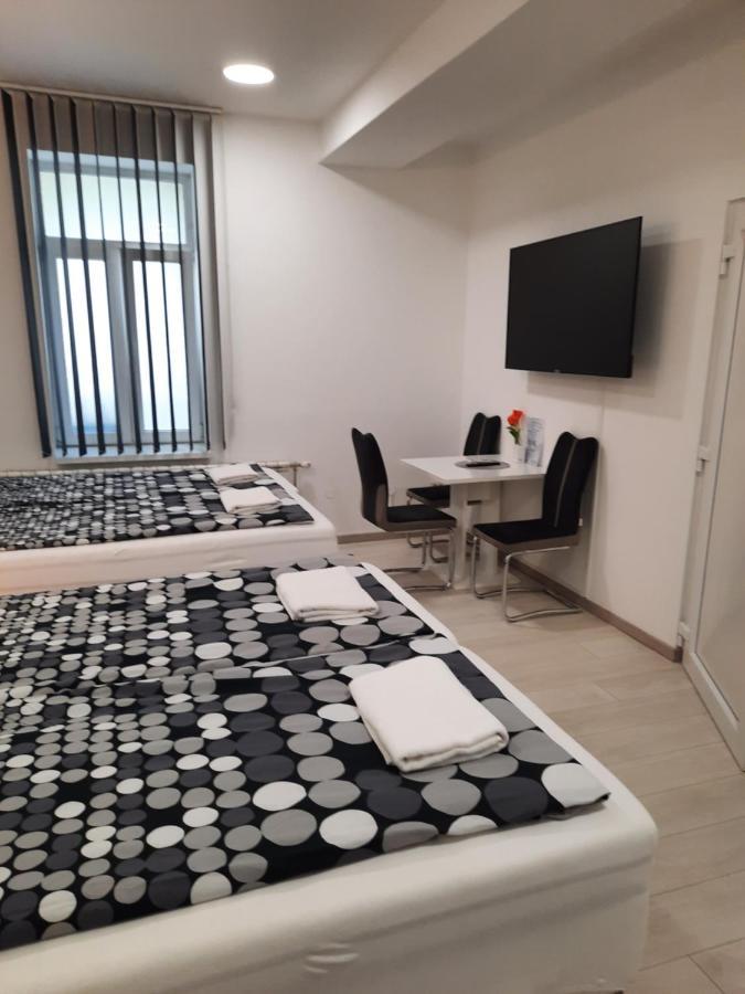Apartments Petrova170 자그레브 외부 사진